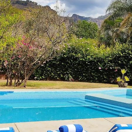 Ixlum Hoteles Y Casas Vacacionales 테포츨란 외부 사진